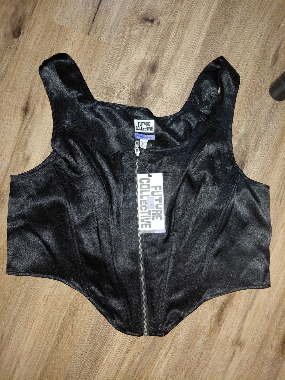 Plus-size Black Zip-Front Vest